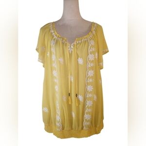 Torrid Yellow and White Floral Embroidered Chiffon Blouse Size 1